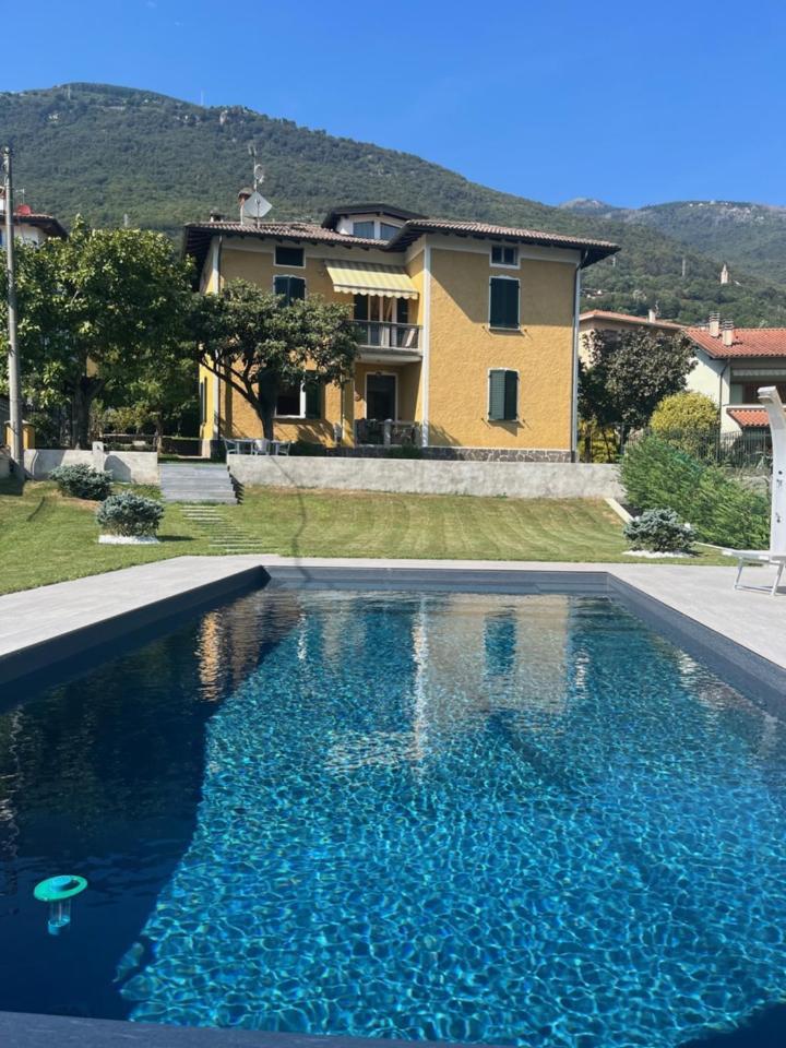 Casa Gialla Gera Lario Extérieur photo